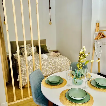 Loft Sofia A Estrenar Con Luz Natural En Corazon De